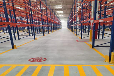 迪樂(lè)堡超平地坪